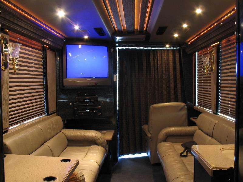Mobile Mansion Bus Build For Band Perry On Tv